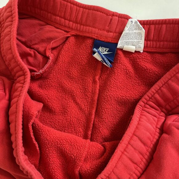 Vintage Nike Men Shorts XL Red Big Swoosh Gym‎ Drawstring Retro Y2K Streetwear - Picture 4 of 10
